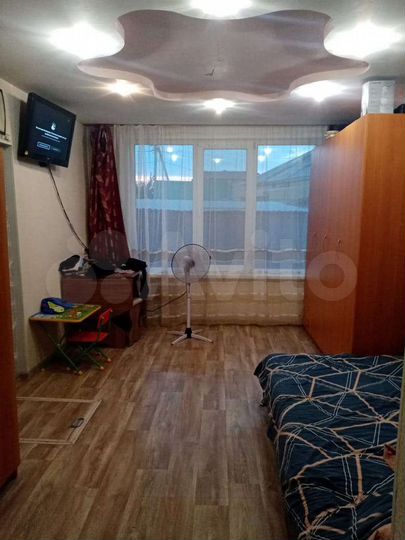 2-к. квартира, 370 м², 1/2 эт.