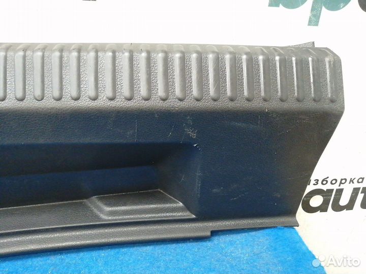 Накладка задней панели 6RU863459A Volkswagen Polo