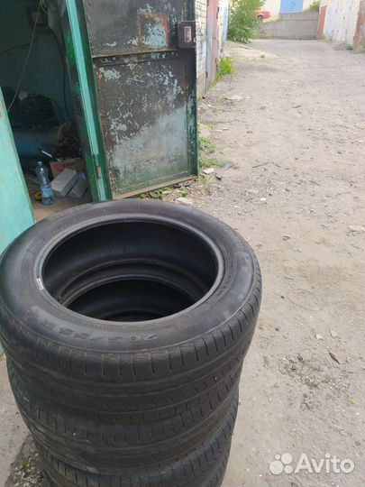 Pirelli Cinturato P7 205/55 R16