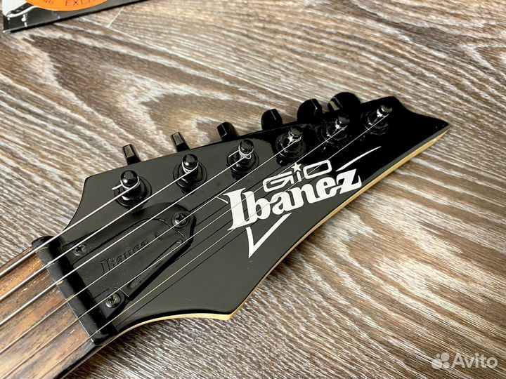 Электрогитара Ibanez Gio с комбиком Blackstar