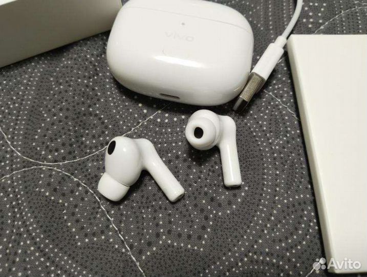 Беспроводные наушники