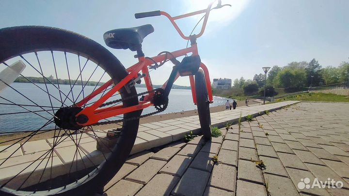 Продаётся велосипед BMX (бмх)