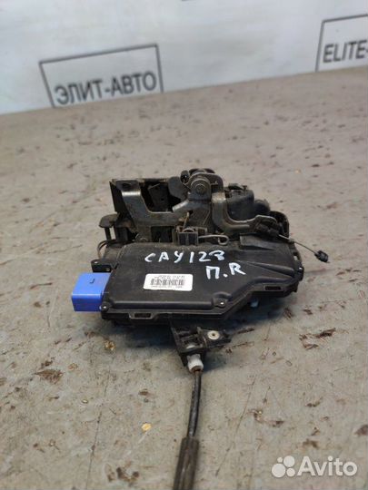 Замок двери передний правый Porsche Cayenne 957