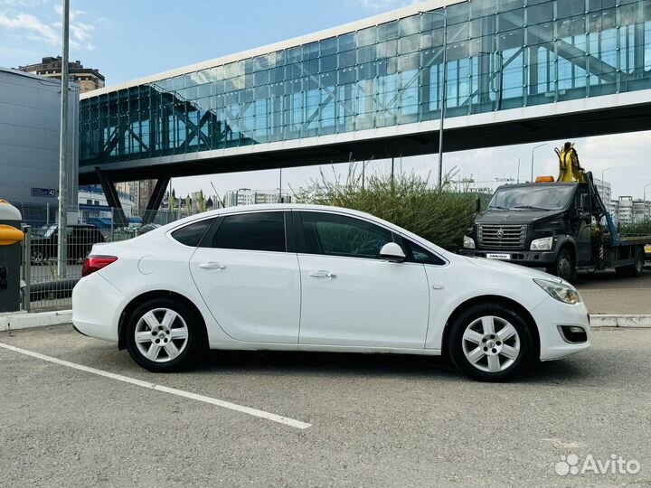 Opel Astra 1.6 МТ, 2013, 206 200 км