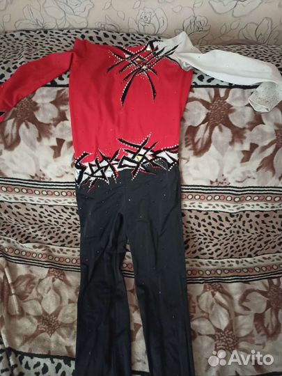 Костюм для фигурного катания 146