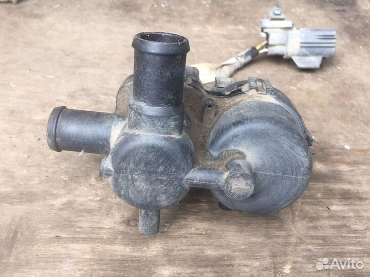 Клапан вентиляции топливного бака Mazda cx-7