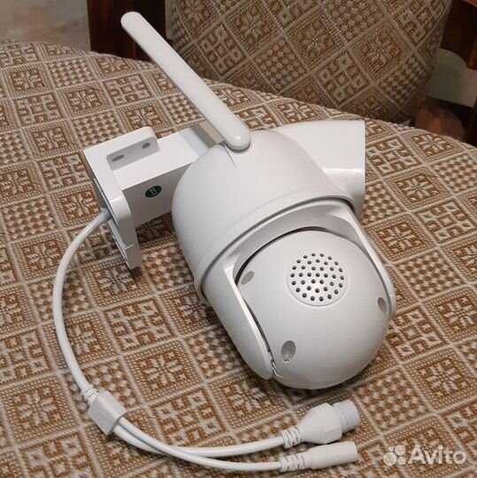 Уличная Wi-Fi камера видеонаблюдения / 2 объектива