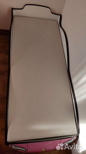 Кровать для девочки бу