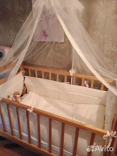 Кроватка,матрас,постельное белье(3в1)