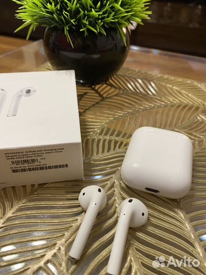 Наушники Apple AirPods 2