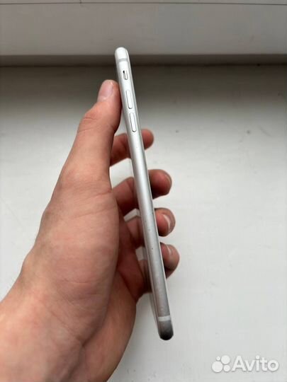 iPhone 8 Plus, 64 ГБ