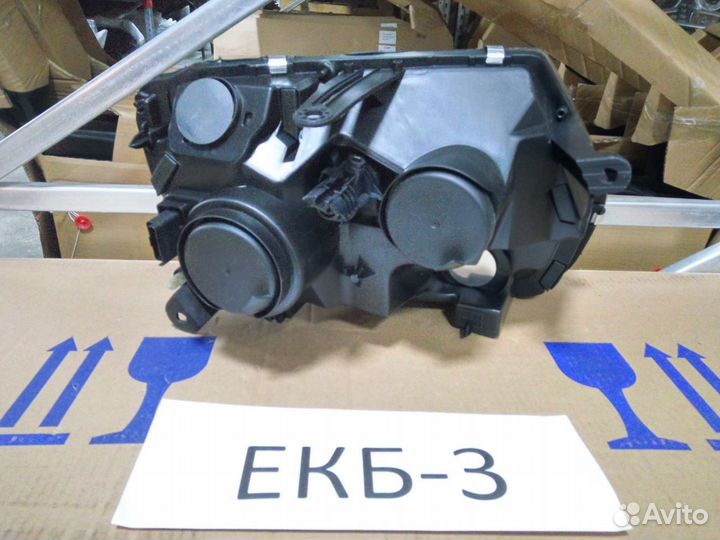 Фара левая Дастер