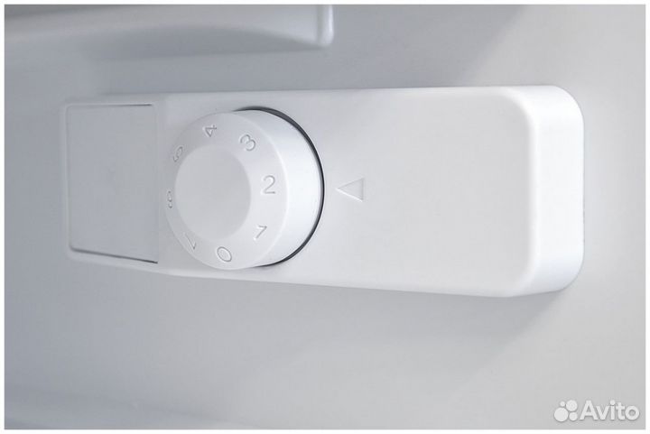 Минихолодильник NordFrost NR 402 W белый