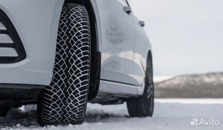 Nokian Tyres Hakkapeliitta R5 SUV 275/55 R20 117R