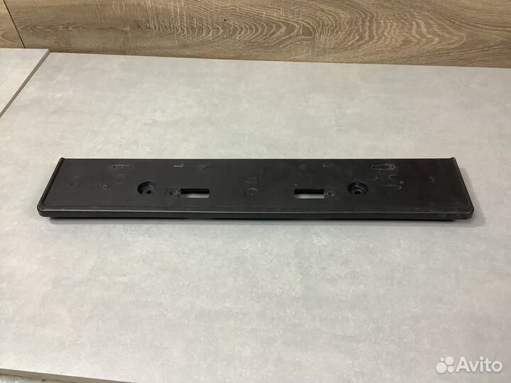 Площадка номерного знака Toyota LC Prado 150