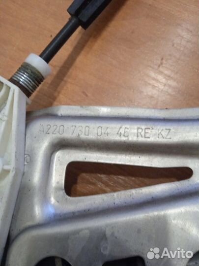 Стеклоподъемник электрический задний правый