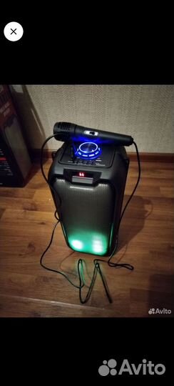 Блютуз колонка с микрофоном