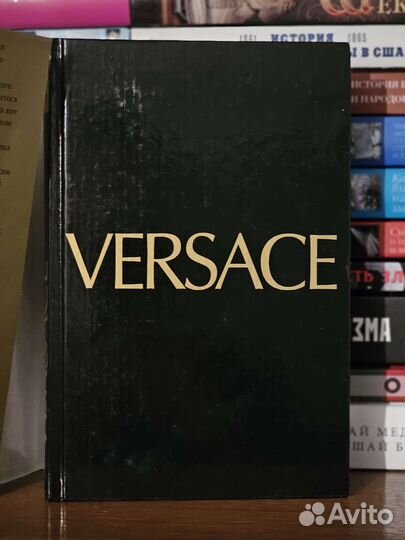 Versace. Миф Версаче. Биография