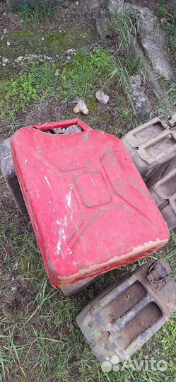 Канистра 20 литров для бензина металлическая