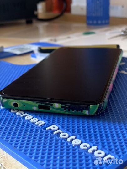 Бронирование телефонов, планшетов защитной пленкой