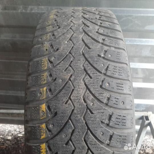 Formula Ice 215/60 R16
