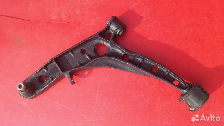 Подвеска передняя Mitsubishi Space Runner