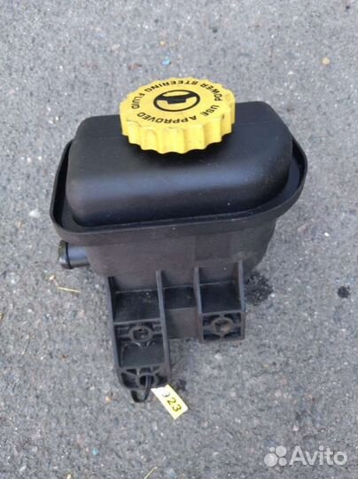 Бачок гур Chrysler Voyager 3 4656463AB