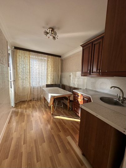 3-к. квартира, 70 м², 4/5 эт.