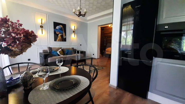2-к. квартира, 56 м², 3/3 эт.