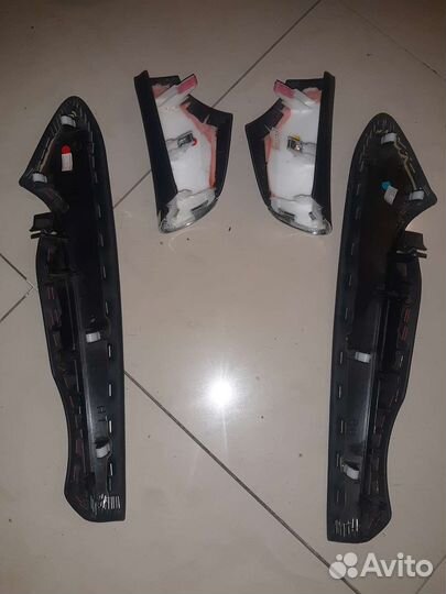 Кожаные вставки торпедо Тойота Марк Х 2004-2009г.в