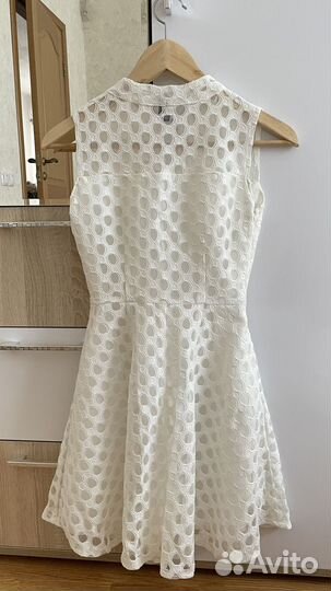 Платье белое