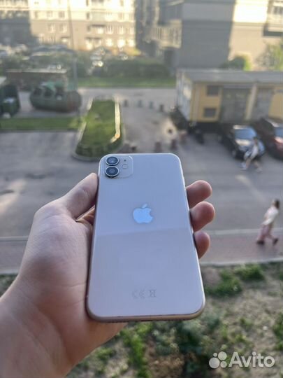 iPhone 11, 128 ГБ