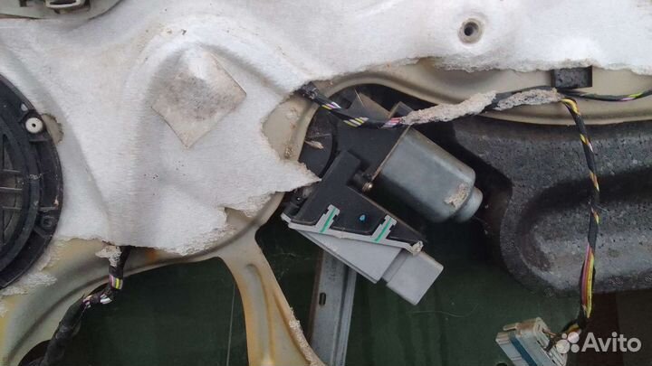 Стеклоподъёмник Ситроен С3