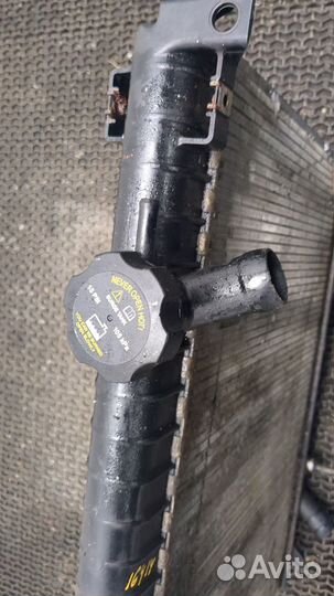 Радиатор охлаждения двигателя Chevrolet Trailblaze