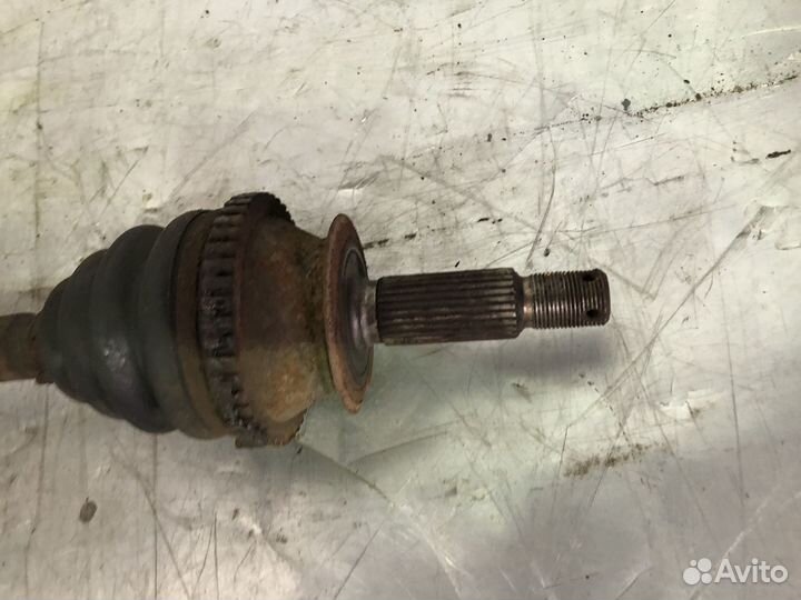 Привод передний правый Hyundai Sonata 4 (EF)