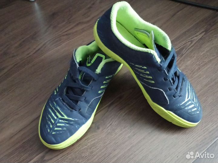 Бутсы сороконожки kipsta