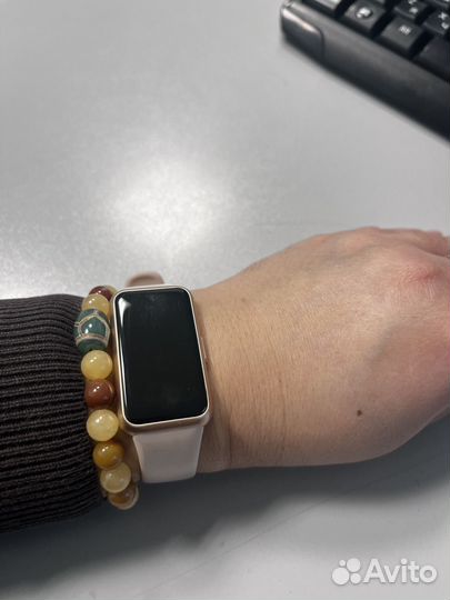 Фитнес браслет huawei band 7