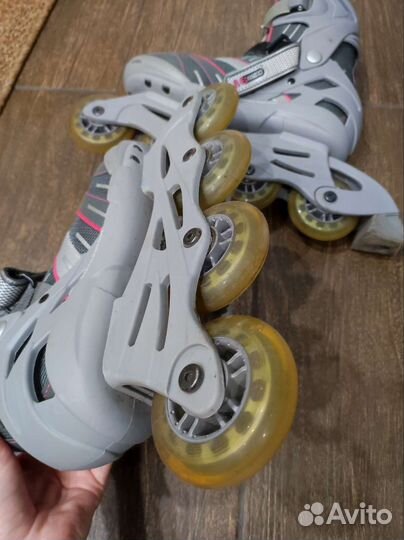 Ролики женские, размер 37-39+ защита