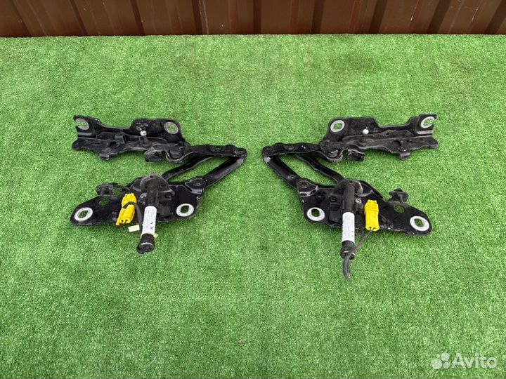 Петля капота Bmw X4 G02 B57 2020