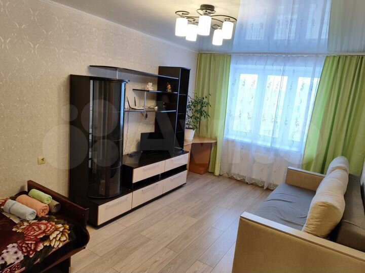 1-к. квартира, 45 м², 10/18 эт.