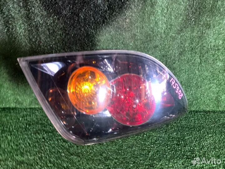 Стоп-сигнал / фонарь задний левый Mazda Axela BK5P