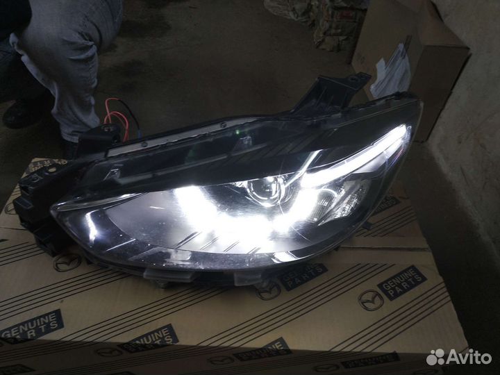 Фара Мазда CX5 (ке)