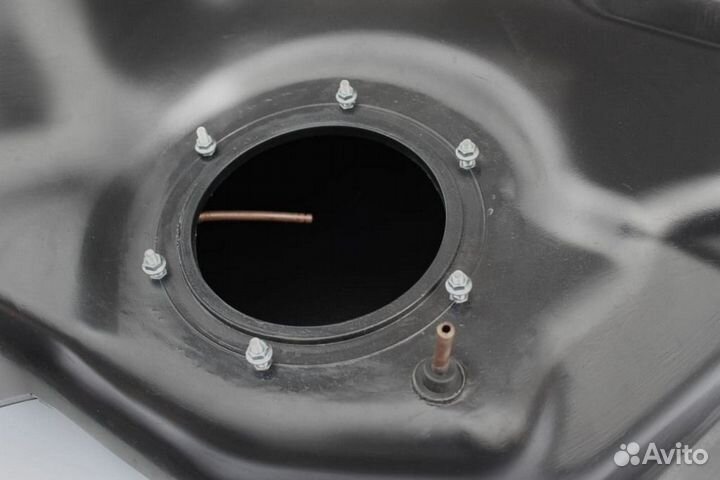 Топливный бак Митсубиси Лансер 10 эволюшн