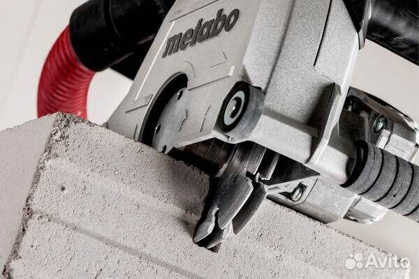 Штроборез Metabo MFE 40 1900вт,40мм+2 круга 604040500