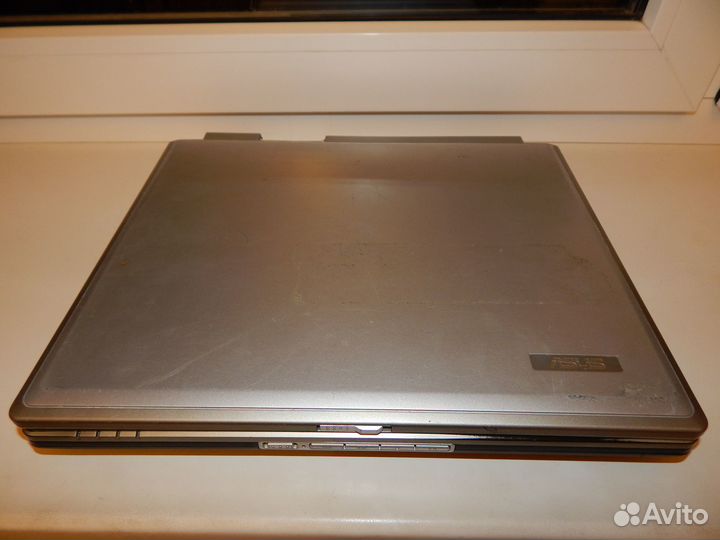 Ноутбуки на запчасти или на восстановление