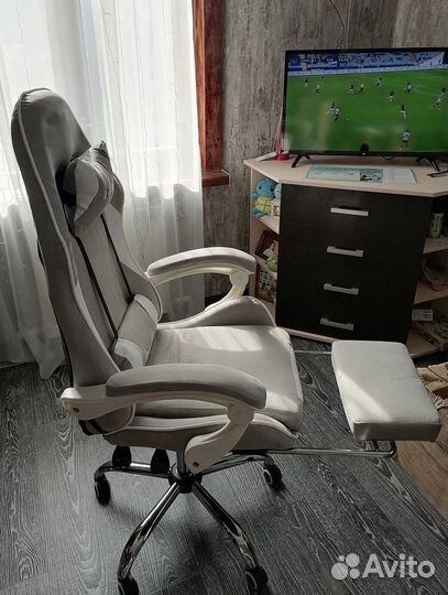 Компьютерное офисное кресло с массажем (новые)
