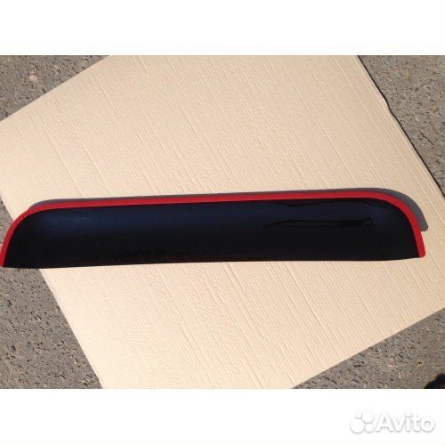 Toyota Land Cruiser 200 Дефлектор люка Y9WH1