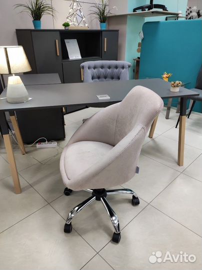 Компьютерное кресло для дома и офиса