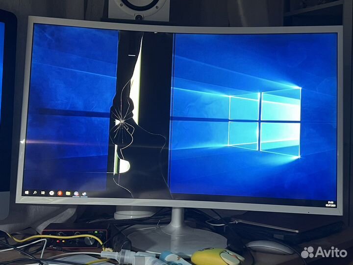 Samsung c32f391fwi битый