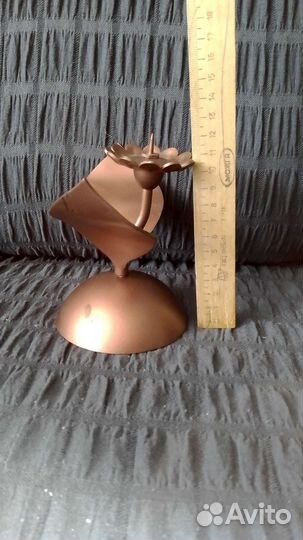 Подсвечник металлический : цветок сссср